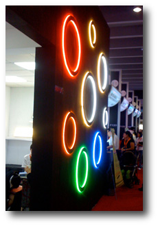 Led flexible stand salon