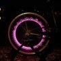 Bouchon de valve LED rose pour roue de vélo