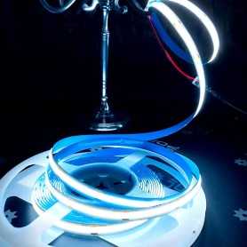 KIT ruban LED COB sans points à piles blanc froid 2m50 avec flasheur et télécommande