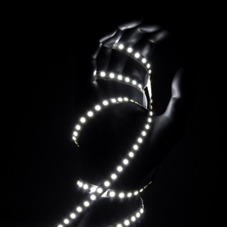 Ruban LED 12V 120LED/m blanc neutre IP20 allumé