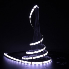 Ruban LED 12V blanc froid étanche IP54 allumé