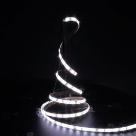 Ruban LED 12V 60LED/m blanc froid IP20 allumé