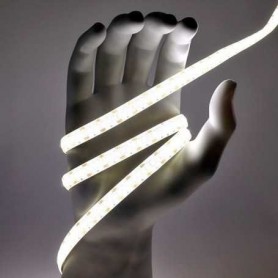 Ruban LED 12V 198LED/m blanc froid IP65 PREMIUM allumé