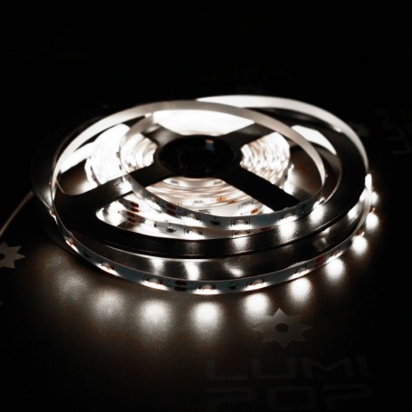 Ruban LED latéral blanc froid allumé